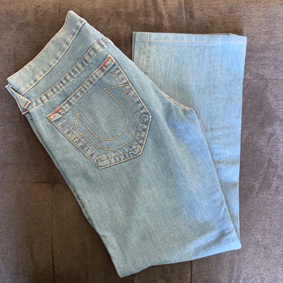 NWOT True Religion Straight Leg Bobby Jeans